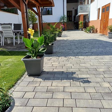 Appartments Gartenblick Илмиц Екстериор снимка