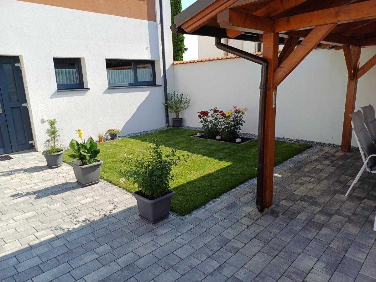 Appartments Gartenblick Илмиц Екстериор снимка